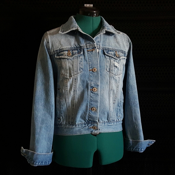jeans wale kapde ki jacket